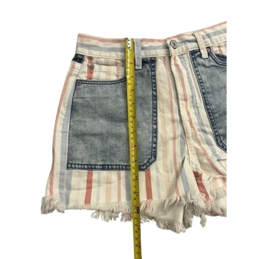 American Eagle Denim Shorts Womens 2 Multicolor Striped‎ Frayed Hem High Rise